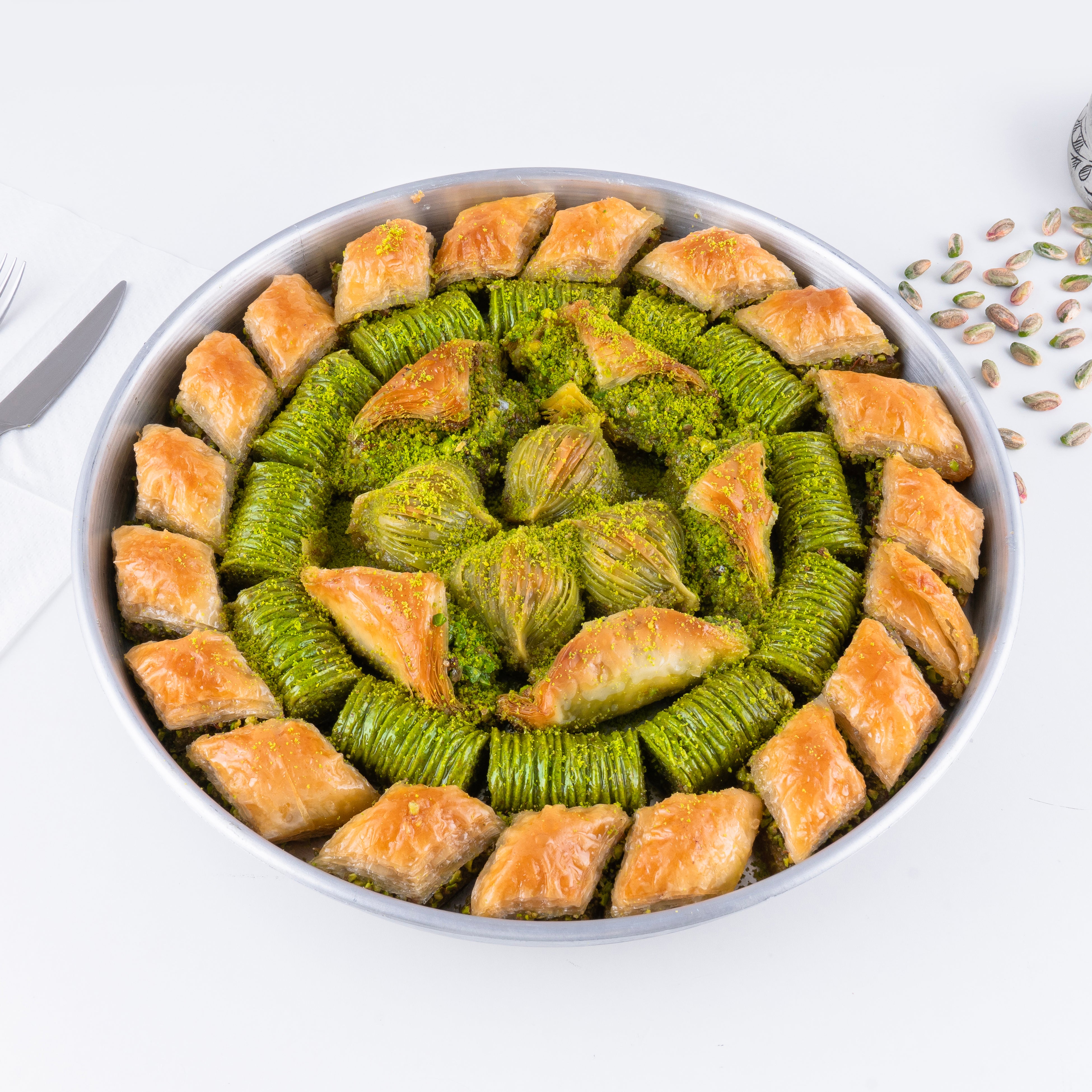 Karışık Baklava – 1,7 kg Tepsi Seti